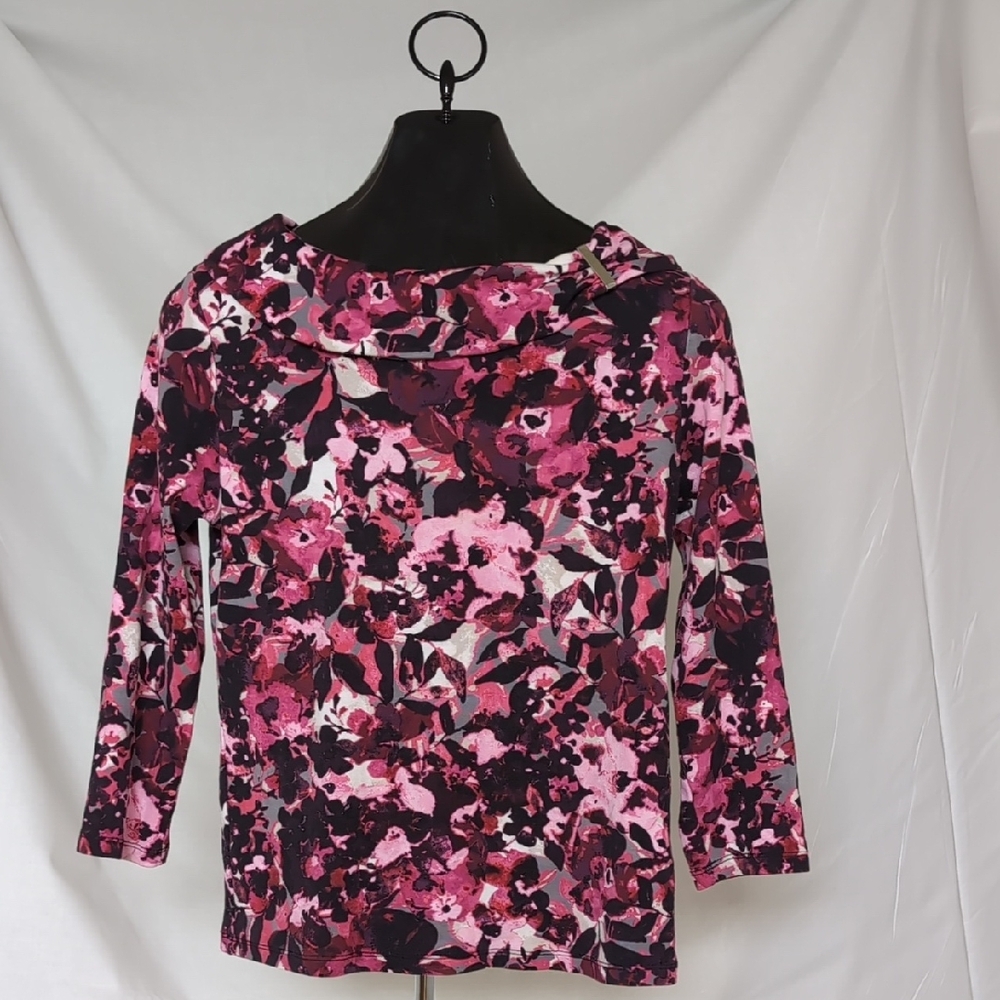 Pink and Black Graphic Blouse with 3/4 Sleeves and Sailor Collar